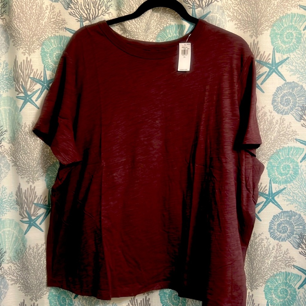 Brand new Old Navy T-shirt, XXL.